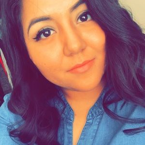 Meet your Posher, Brianna